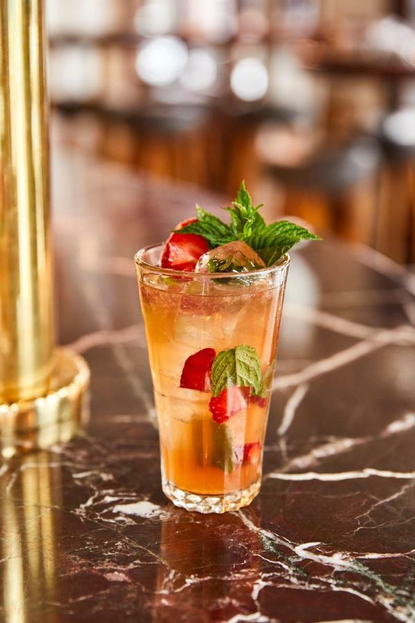 The Buxton Hotel London Bagian luar foto